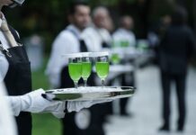 Εξαιτίας της πανδημίας: Εξωδικαστικός μηχανισμός για τις δεξιώσεις που ακυρώνονται