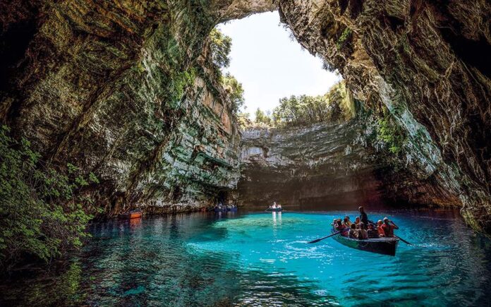 κεφαλονια spilaio-melisanthis-02-thumb-large
