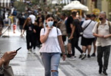 Κορωνοϊός: Όλα τα νεότερα για την πανδημία και ο μύθος της «ανοσίας της αγέλης» – Τι αναφέρει η Ιατρική Σχολή του ΕΚΠΑ