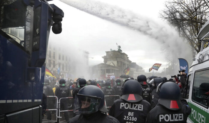berlin-epeisodia-ap