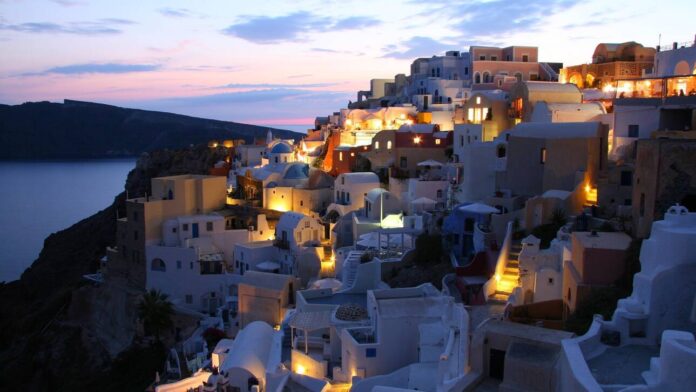 santorini-1755319_1920