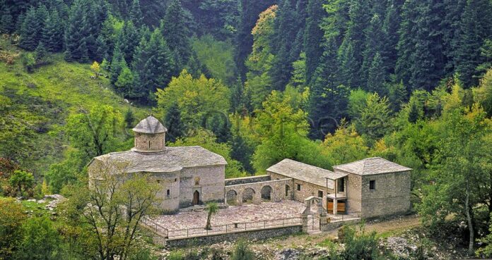 22-panagia-aspropotamos