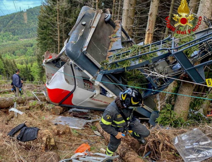 Italy_Cable_Car_Deaths_69351.jpg-cb61e-1226x0-c-default