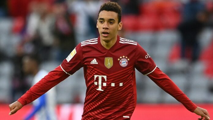 jamal-musiala-bayern-munich-2021-22_pxjypfju4xn1104awyuutbb5d