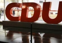 Γερμανία: Ο υπουργός Υγείας Γενς Σπαν δεν θα είναι υποψήφιος για την ηγεσία του CDU