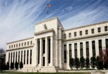 Πρακτικά FED – Σε ετοιμότητα για αύξηση των επιτοκίων αν συνεχίσει να αυξάνεται ο πληθωρισμός
